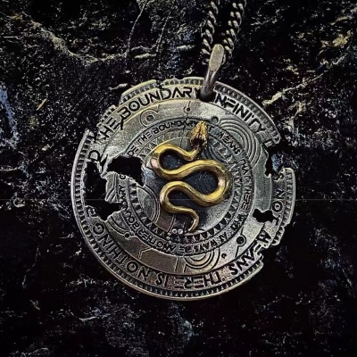 《无双大蛇3》衔尾蛇腕轮吊坠：尊贵神器，一触即发！