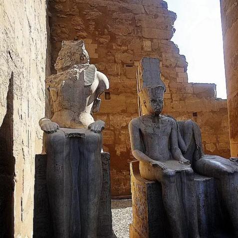 《图特摩斯三世最强搭配攻略》