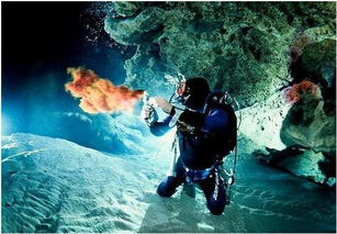 《洞穴探险》XBLA版今夏PC大揭秘!独家首发! 《洞穴探险》XBLA版今夏PC大揭秘!独家首发!