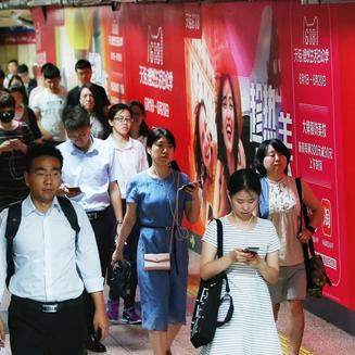 三角洲赛季终狂欢,限时免费领6款皮肤大礼!惊喜加倍! 三角洲赛季终狂欢,限时免费领6款皮肤大礼!惊喜加倍!