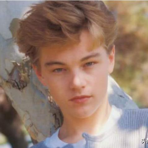 《使命召唤14》美颜小哥抢镜,绝版帅照曝光! 《使命召唤14》美颜小哥抢镜,绝版帅照曝光!