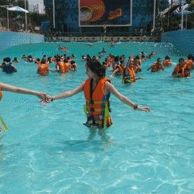 《最终幻想15》E3实机预告：水上城市震撼来袭！