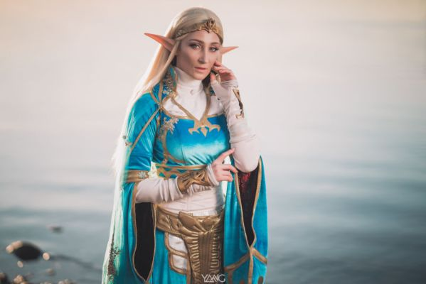 塞尔达公主COS惊艳亮相,探寻游戏女神风采 塞尔达公主COS惊艳亮相,探寻游戏女神风采