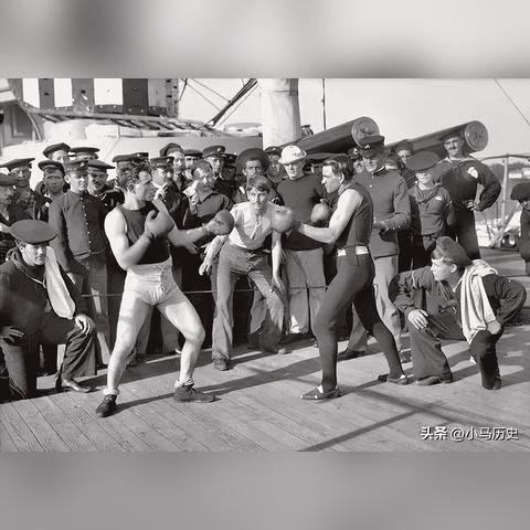 《鸭子拳击》任天堂Switch版:黑白经典拳击游戏来袭 《鸭子拳击》任天堂Switch版:黑白经典拳击游戏来袭