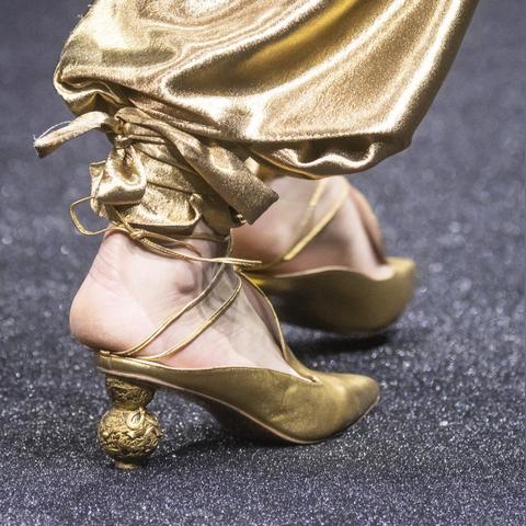 《四海兄弟故乡》裸露Mod下架：揭秘游戏内容审查背后的真相