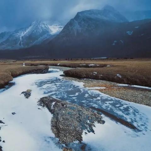 90岁老玩家点赞黑神话,中国游戏崛起了? 90岁老玩家点赞黑神话,中国游戏崛起了?