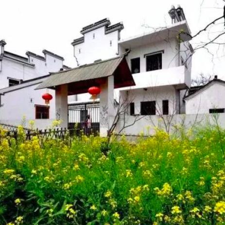 《地铁：逃离》实机光追震撼展示，沉浸式体验抢先看