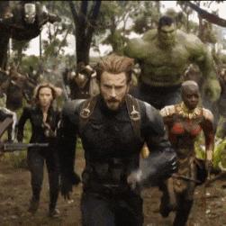 《雷神终极技能震撼亮相！《复仇者联盟》新视频揭秘》