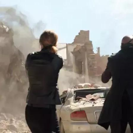 《看火人》全剧情图文攻略：深度解析，必看流程揭秘