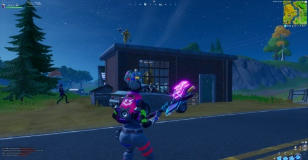 《堡垒之夜》长刀镐子：十字猫爪连击解析