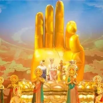 《圣歌》150英寸投影体验:打造沉浸式游戏盛宴 《圣歌》150英寸投影体验:打造沉浸式游戏盛宴