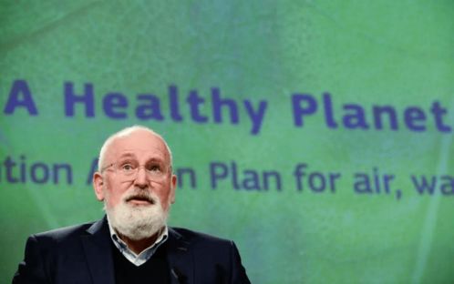 《美末1》火萤疫苗真相:乔尔为何打断?揭秘! 《美末1》火萤疫苗真相:乔尔为何打断?揭秘!