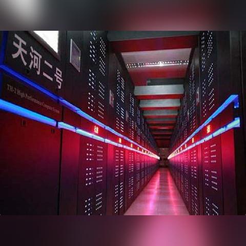 英特尔至强服务器CPU销量暴跌!已不到峰值一半,这家巨头能否翻身救场? 英特尔至强服务器CPU销量暴跌!已不到峰值一半,这家巨头能否翻身救场?