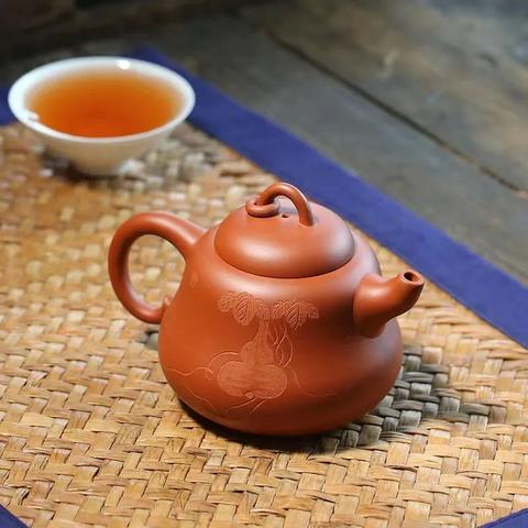 《炉石传说》茶壶瞎卡组：实战攻略，轻松上分秘籍