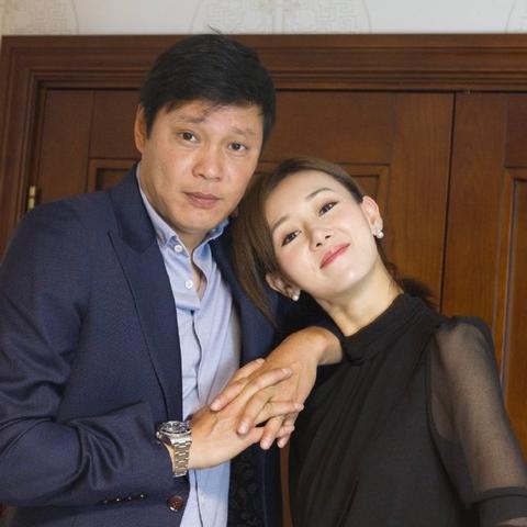 范志毅重返水晶宫观赛 2.6万球迷热烈鼓掌致敬