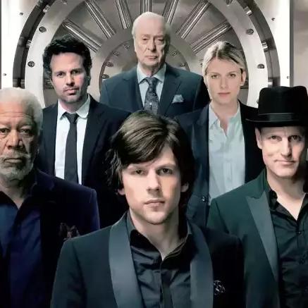 《惊天魔盗团3》在时代广场广告大屏现场直播 还真给观众发钱 《惊天魔盗团3》在时代广场广告大屏现场直播 还真给观众发钱