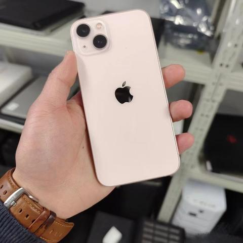 《使命召唤13》新补丁揭秘:45种迷彩全面升级,战力大爆发! 《使命召唤13》新补丁揭秘:45种迷彩全面升级,战力大爆发!