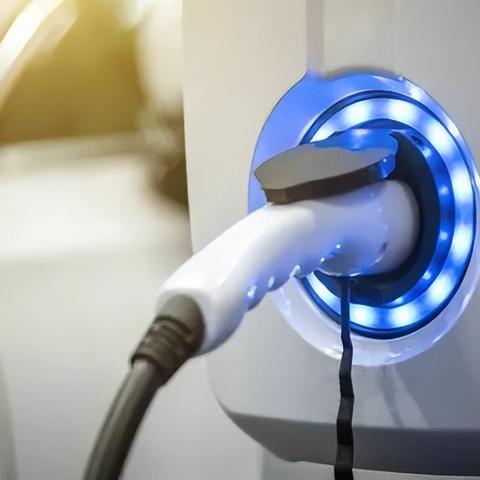 哪吒汽车半年未交车,经销商工厂生产线停工