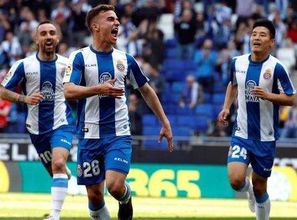 《瓦罗兰特》国服首测皮肤抢鲜购！独家优惠等你来！