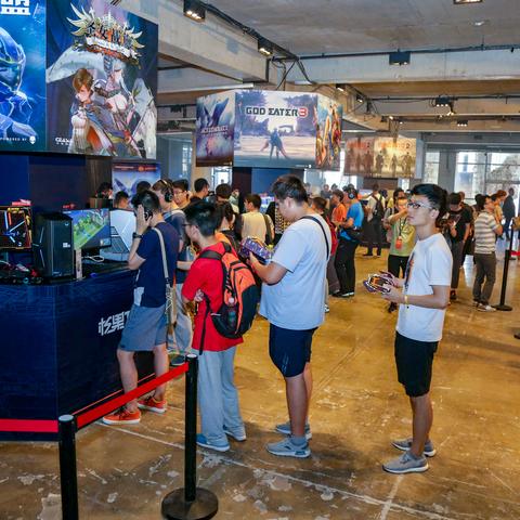 《刺客信条3》独立日惊喜首曝!生猛真人PV震撼来袭 《刺客信条3》独立日惊喜首曝!生猛真人PV震撼来袭