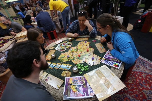 LGBT公益募捐:400+桌游仅需5美元抢购 LGBT公益募捐:400+桌游仅需5美元抢购