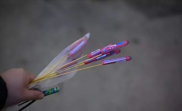 童年回忆升级!《射雕》奇遇:窜天猴变骑,欢乐引线燃新篇 童年回忆升级!《射雕》奇遇:窜天猴变骑,欢乐引线燃新篇