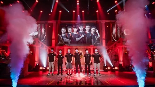 百花争艳,民间战队巅峰对决,共创《第五人格》深渊荣耀! 百花争艳,民间战队巅峰对决,共创《第五人格》深渊荣耀!