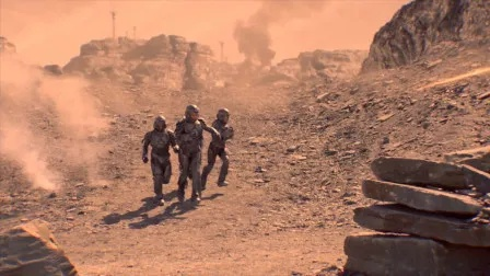 想象力铸就巅峰,7分佳作《围攻》深度解析 想象力铸就巅峰,7分佳作《围攻》深度解析