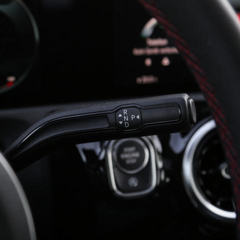 精选热门:必玩二维游戏,下载体验无限乐趣 精选热门:必玩二维游戏,下载体验无限乐趣