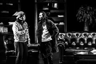 十大耐玩黑色喜剧游戏推荐:盘点不容错过的黑色幽默佳作 十大耐玩黑色喜剧游戏推荐:盘点不容错过的黑色幽默佳作