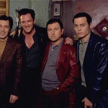 热门多结局游戏盘点：揭秘高下载量佳作推荐