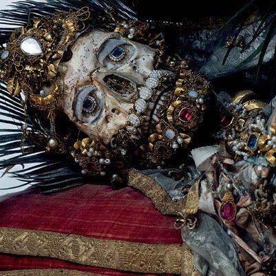 《古墓探险:揭秘夺宝奇兵梵蒂冈钥匙获取攻略》 《古墓探险:揭秘夺宝奇兵梵蒂冈钥匙获取攻略》