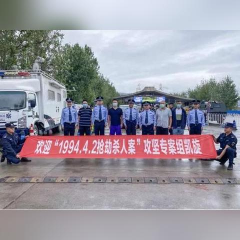 少年变形大逃亡:极限挑战新篇章 少年变形大逃亡:极限挑战新篇章