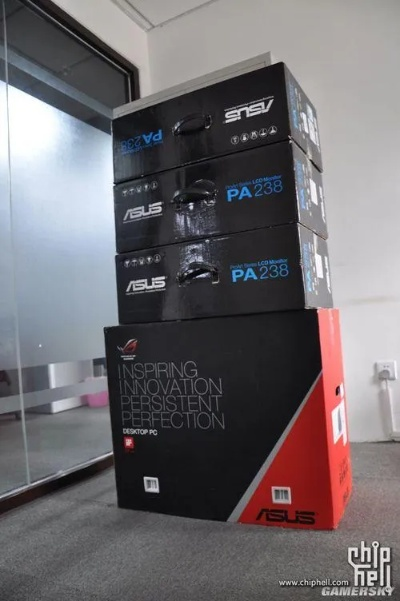 华硕CG8580顶级配置开箱!屌丝玩家的游戏神器大揭秘 华硕CG8580顶级配置开箱!屌丝玩家的游戏神器大揭秘