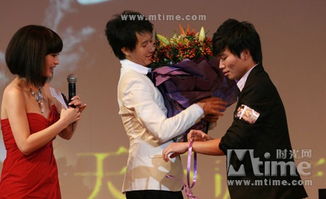 韩庚重返《天下:万象》,万象更新,故人重逢,新代言价值闪耀! 韩庚重返《天下:万象》,万象更新,故人重逢,新代言价值闪耀!