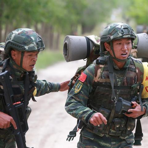 下载热榜揭秘:竞技场射击游戏十大热门排行 下载热榜揭秘:竞技场射击游戏十大热门排行