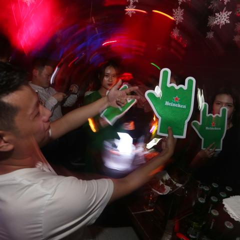 8-bit音浪狂潮!人气爆棚的趣味音乐游戏精选榜 8-bit音浪狂潮!人气爆棚的趣味音乐游戏精选榜