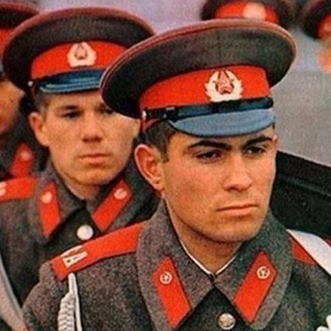 基地物资高效获取攻略:王牌战争新策略解析 基地物资高效获取攻略:王牌战争新策略解析