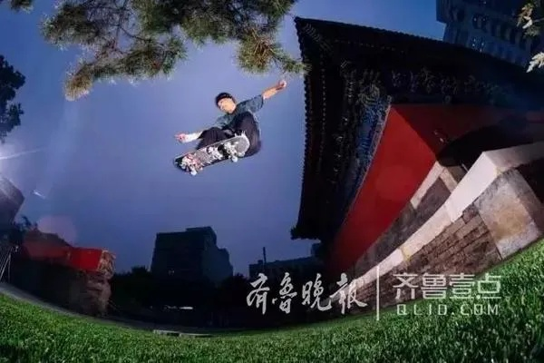 滑板极限飞跃,揭秘少年三段跳神技 滑板极限飞跃,揭秘少年三段跳神技