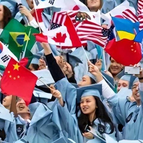 《钢铁边境:免费畅游,探索未知新纪元》 《钢铁边境:免费畅游,探索未知新纪元》