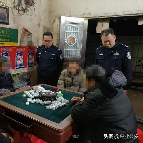 热门下载:盘点麻将游戏人气王,揭秘下载高峰背后的秘密 热门下载:盘点麻将游戏人气王,揭秘下载高峰背后的秘密