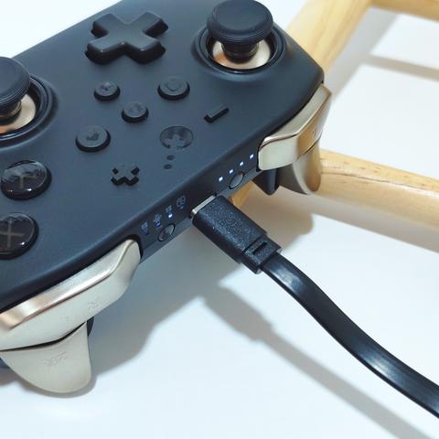 任天堂Switch 2 Pro手柄体验:轻盈革新,操控升级 任天堂Switch 2 Pro手柄体验:轻盈革新,操控升级