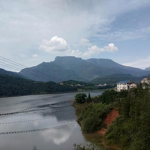 探寻《黑山》起源,重温8分经典之旅 探寻《黑山》起源,重温8分经典之旅