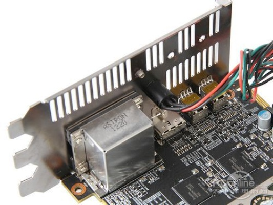 迪兰双芯HD7990 Devil 13欧洲抢购:999欧元起! 迪兰双芯HD7990 Devil 13欧洲抢购:999欧元起!