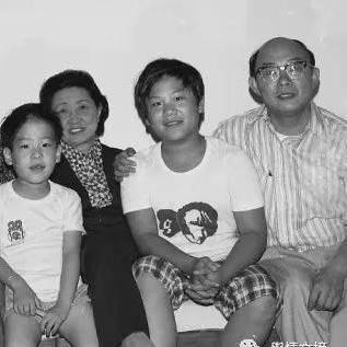 热门冷战游戏盘点：精选佳作，重温冷战烽火岁月