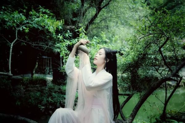 美女慎行,别扰我修仙之旅!6.20共踏“羞”仙征途 美女慎行,别扰我修仙之旅!6.20共踏“羞”仙征途