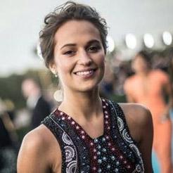 古墓丽影9劳拉发型飘动如仙!AMD黑科技加持,畅享流畅游戏体验 古墓丽影9劳拉发型飘动如仙!AMD黑科技加持,畅享流畅游戏体验