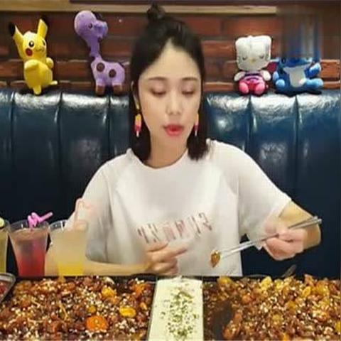 弹幕狂欢盘点：热门游戏排行，揭秘弹幕新潮流