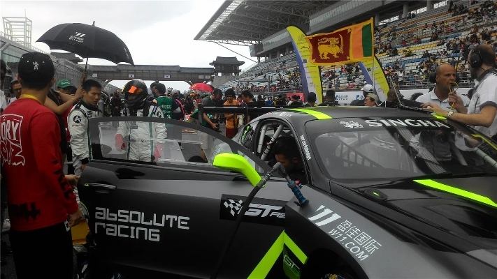 吉普永动机核心配置深度解析:登山赛车新玩法大揭秘 吉普永动机核心配置深度解析:登山赛车新玩法大揭秘