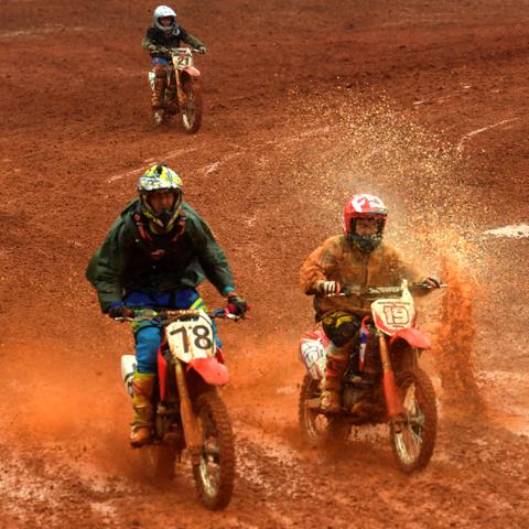 电子竞技盛宴:盘点热门精选游戏,畅玩新体验 电子竞技盛宴:盘点热门精选游戏,畅玩新体验